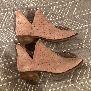 Lucky Brand dusty pink suede booties